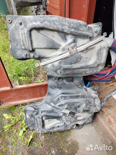 Топливный бак Мерседес GL X164