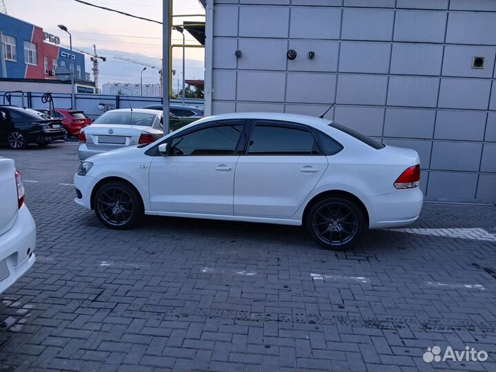 Volkswagen Polo 1.6 МТ, 2014, 240 000 км