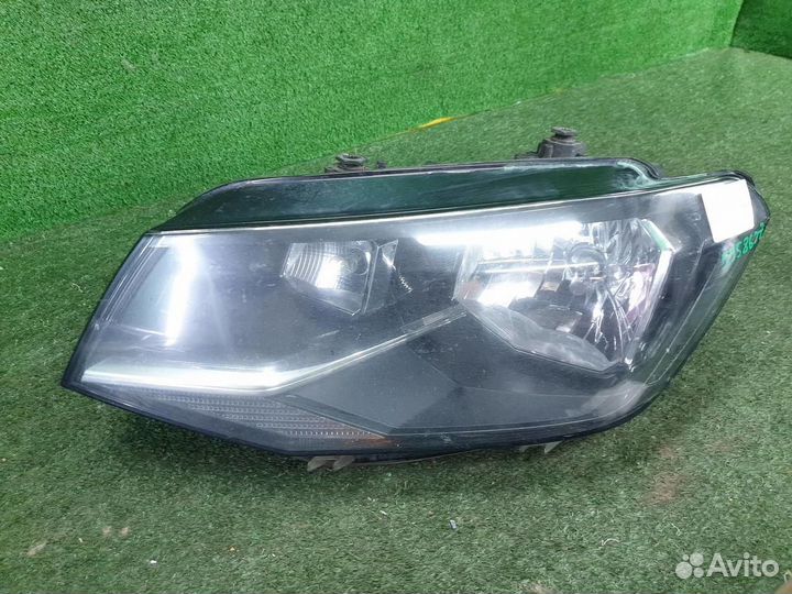 Фара левая Volkswagen Caddy
