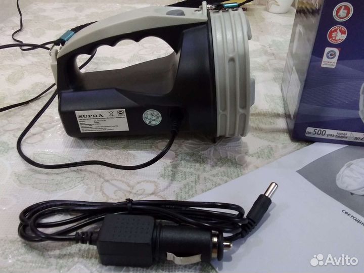 Светодиодный аккумуляторный фонарь -прожектор