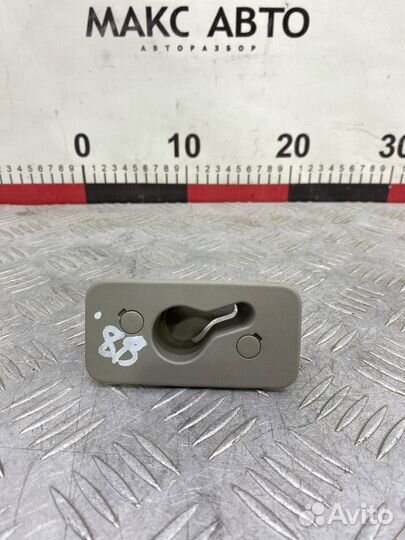 Б/У Направляющая шторки багажника Opel Insignia 35