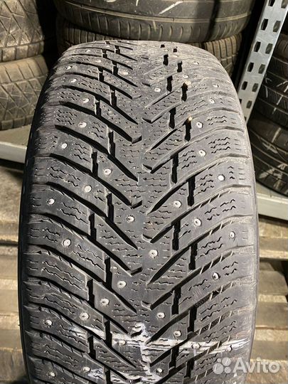 Nokian Tyres Hakkapeliitta 8 225/50 R17 98T