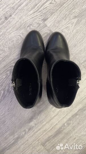 Сапоги женские демисезонные 39 размер