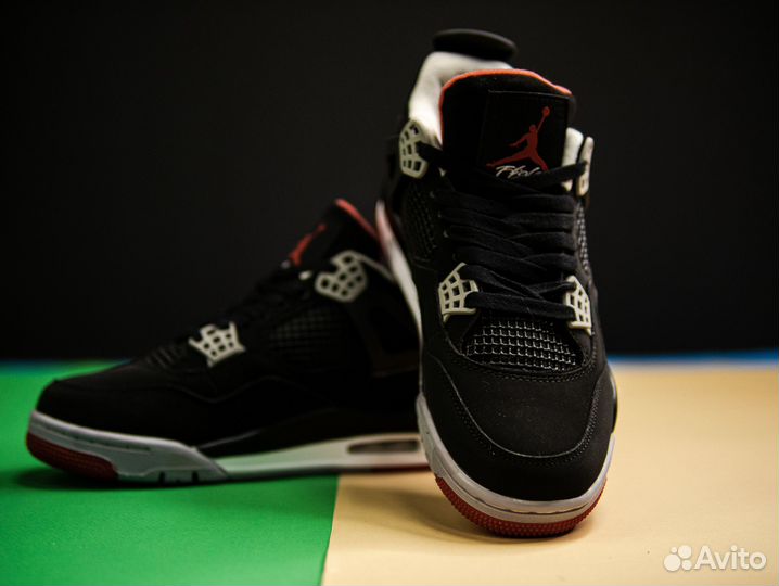 Nike Air Jordan 4 Retro Bred + носки Nike