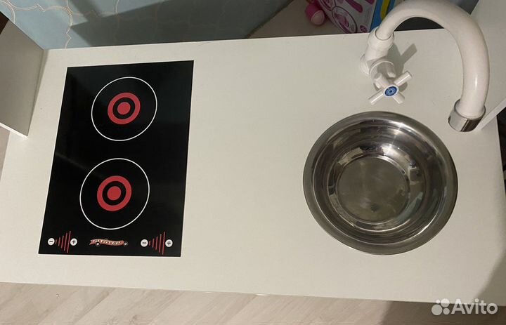 Детская деревянная кухня