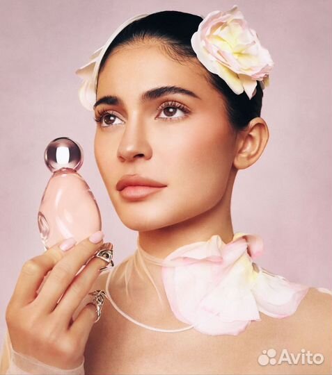 Kylie jenner cosmic perfume