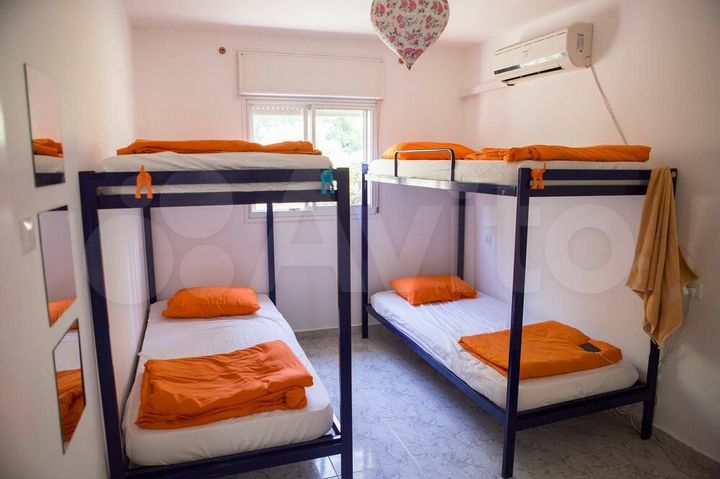 Комната 14 м² в 3-к., 1/10 эт.