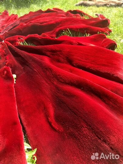 Шкуры выдры стриженной крашенной