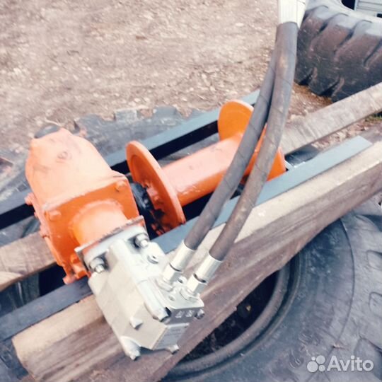 Продам лебедка гидравлическая