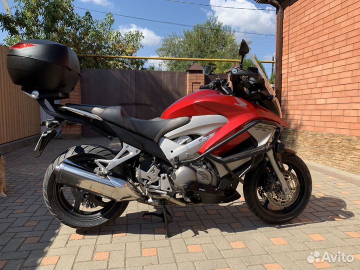 Honda vfr800x пробег 11000