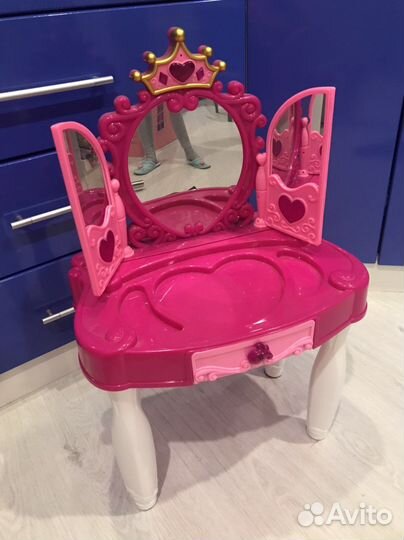 Столик для маленькой принцессы