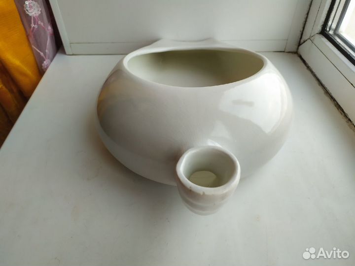 Утка фаянсовая медицинская для больного, СССР