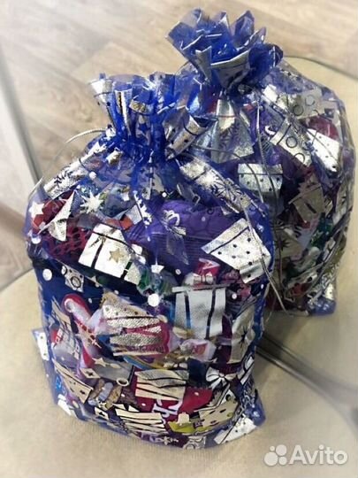 Новогодний подарок сладкий