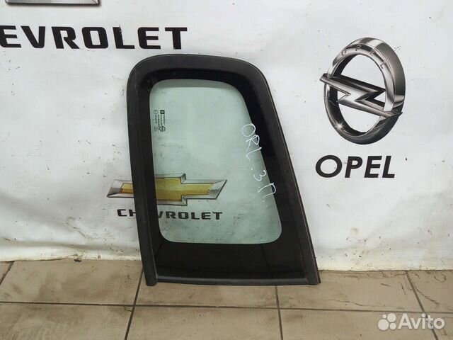 Задняя правая форточка Шевроле Орландо