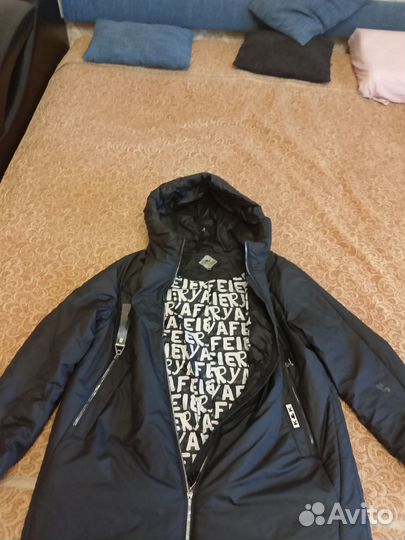 Куртка женская р. 52-54 весна