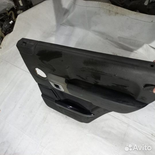 Обшивка двери задняя правая Land Rover Range Rover