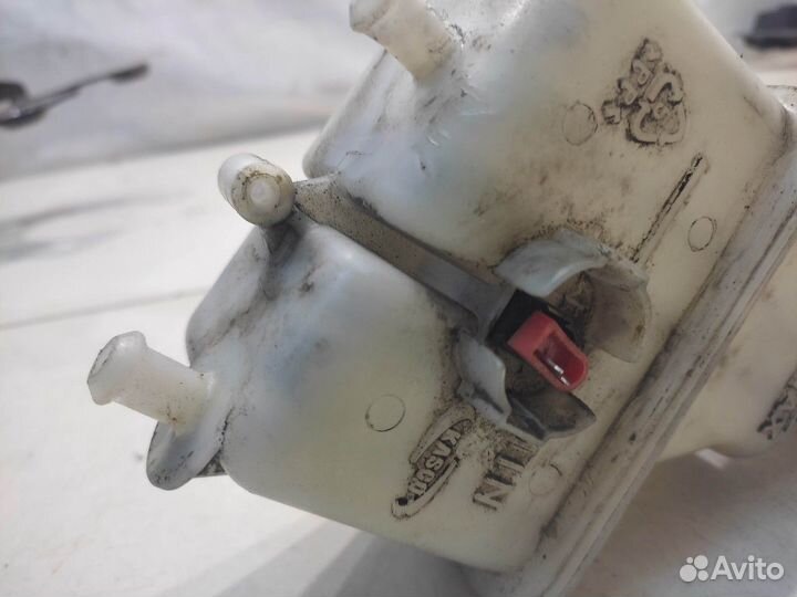 Бачок главного тормозного цилиндра (Hyundai ix55)