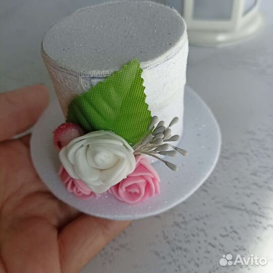 Шляпка на заколке