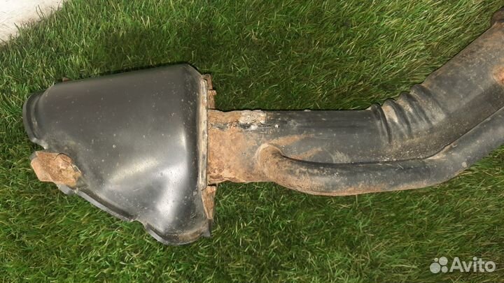 Горловина топлив. бака Chevrolet Suburban GMT400