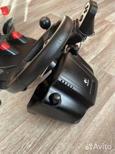 Игровой руль Logitech G25