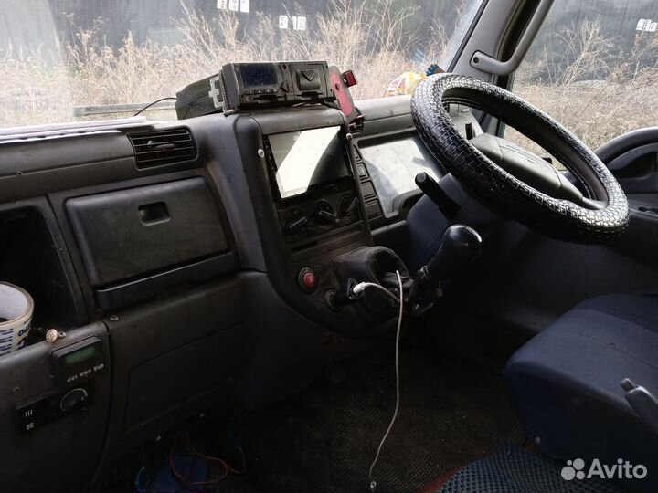 Mitsubishi Fuso Canter, 2003