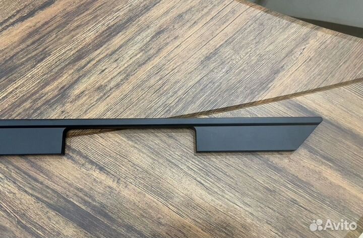 Ручка мебельная 1000мм