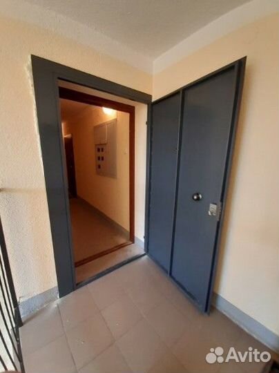 Двери на карман металлические