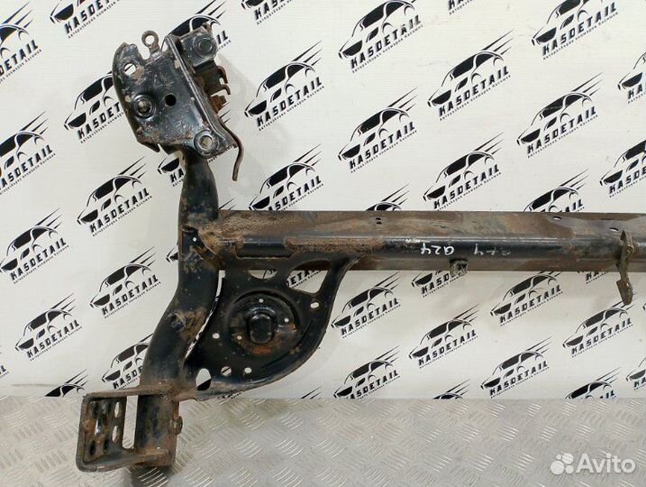 Балка подвески задняя Nissan Note E11 1.6 HR16DE