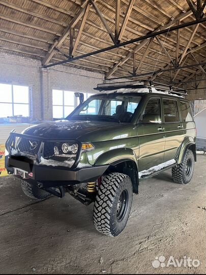 УАЗ Patriot 2.7 МТ, 2021, битый, 13 615 км