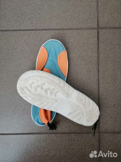 Обувь для купания в море детские