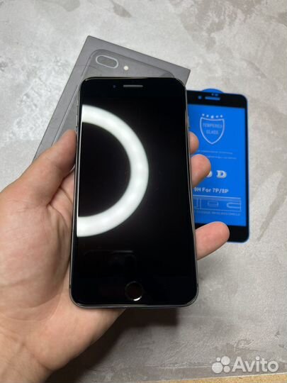 Телефон iPhone 8 plus
