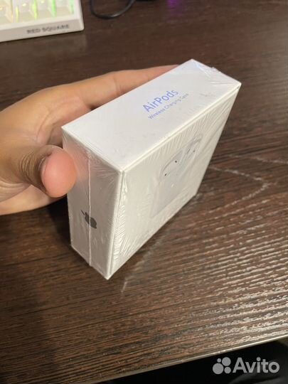 Наушники Airpods