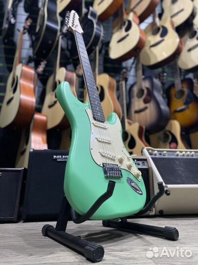 Электрогитара Fender стиль зелёная (Новая)