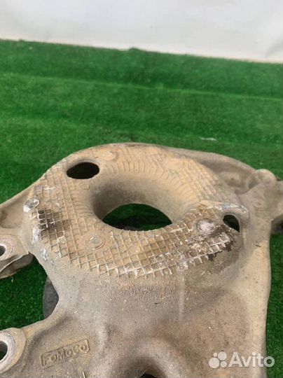 Рычаг задний левый Ford Mustang 2019