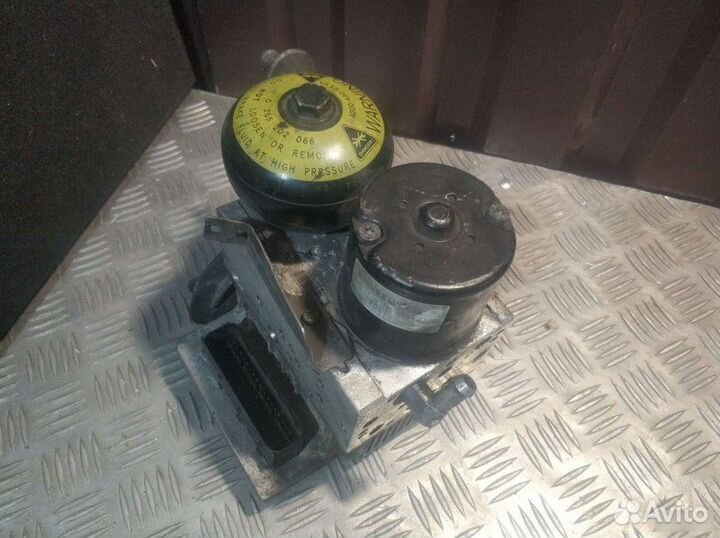 Блок ABS Mercedes W211 2002-2006