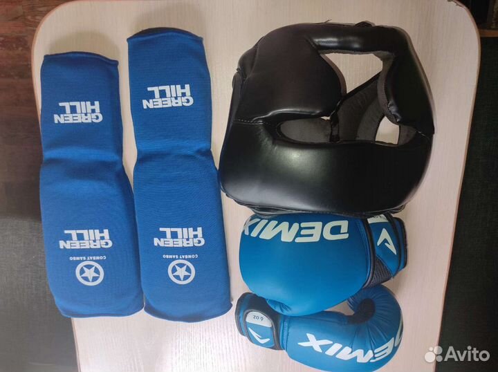 Боксерские перчатки детские 6 oz