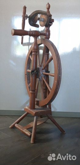 Прялка ножная с колесом