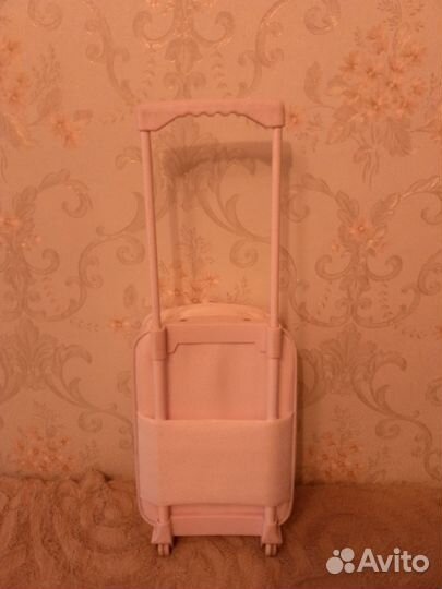 Детский чемодан на колесиках