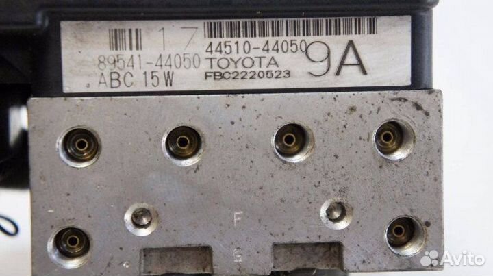 Блок ABS Toyota Avensis Verso