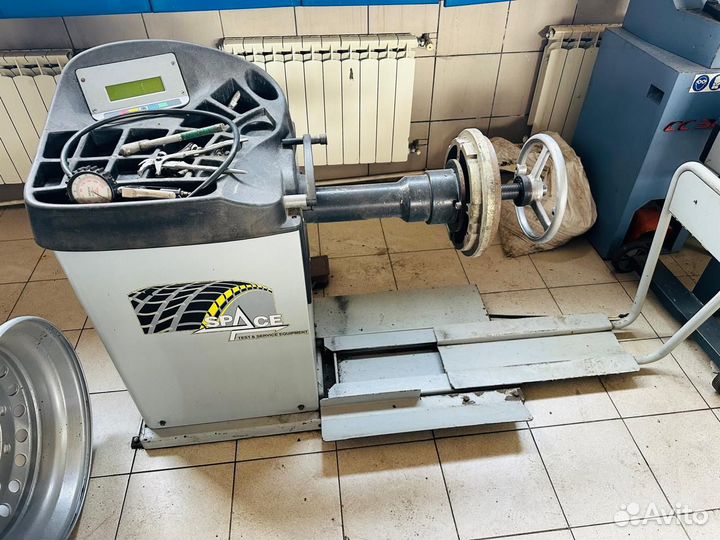 Грузовой шиномонтаж