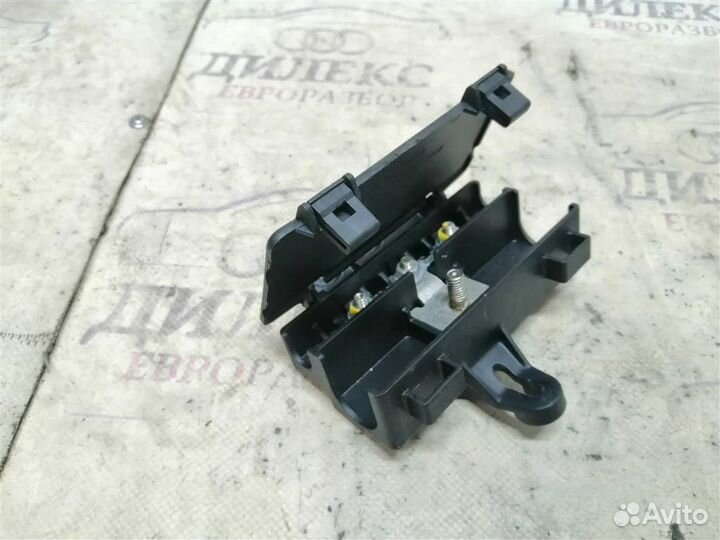 Блок предохранителей Audi A8 D3 4E 2004-2010