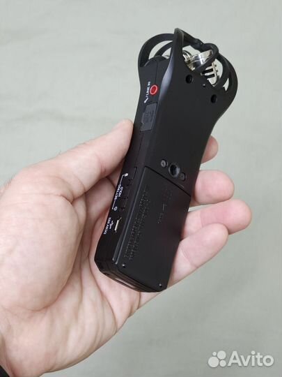 Рекордер zoom h1n