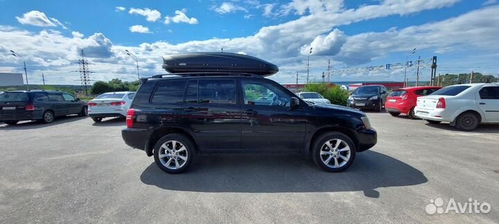 Бокс на крышу Voyage 670 литров