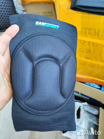 Наколенники для спорта и танцев