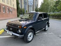 ВАЗ (LADA) 4x4 (Нива) 1.7 MT, 2017, 69 000 км, с пробегом, цена 650 000 руб.