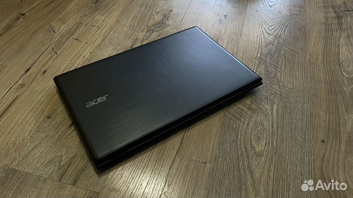 Большой Acer 17,3/DDR4 8Gb/видео 2Gb/акб рабочий