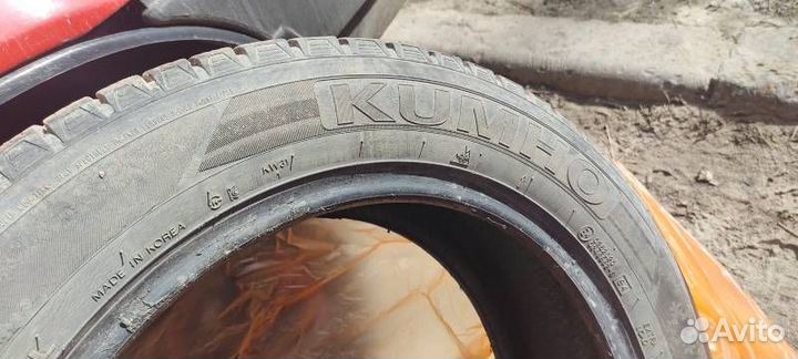 Kumho I'Zen KW31 195/55 R16 91R