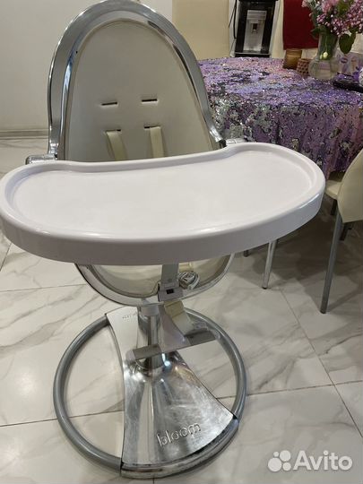 Стульчик для кормления blum fresco
