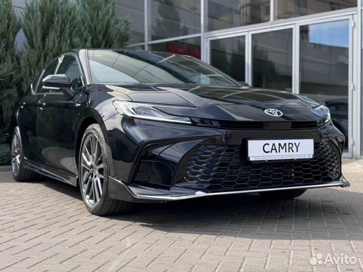 Toyota Camry 2.0 CVT, 2024