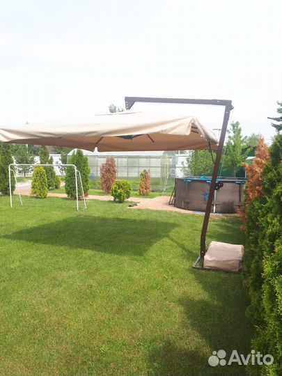 Зонт на боковой опоре 4х117